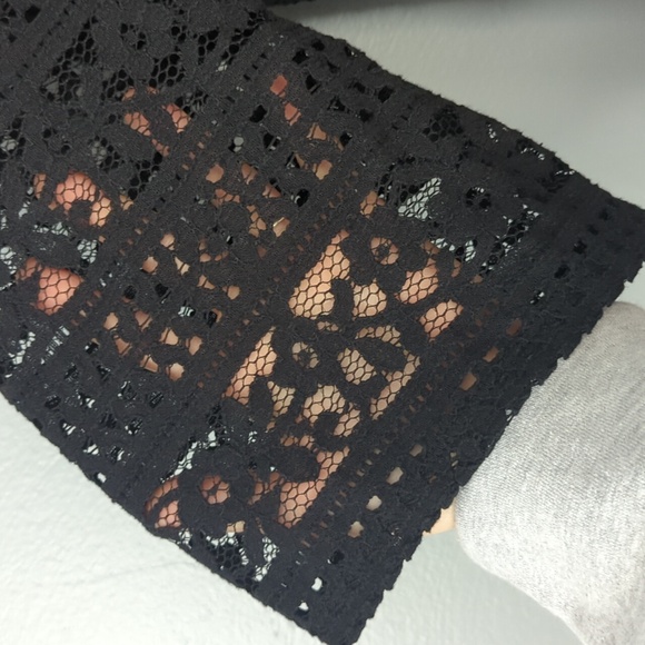 LOFT Brand Crochet Lace Floral Mock Neck Three Quarter Sleeve Top Large L - Picture 3 of 7